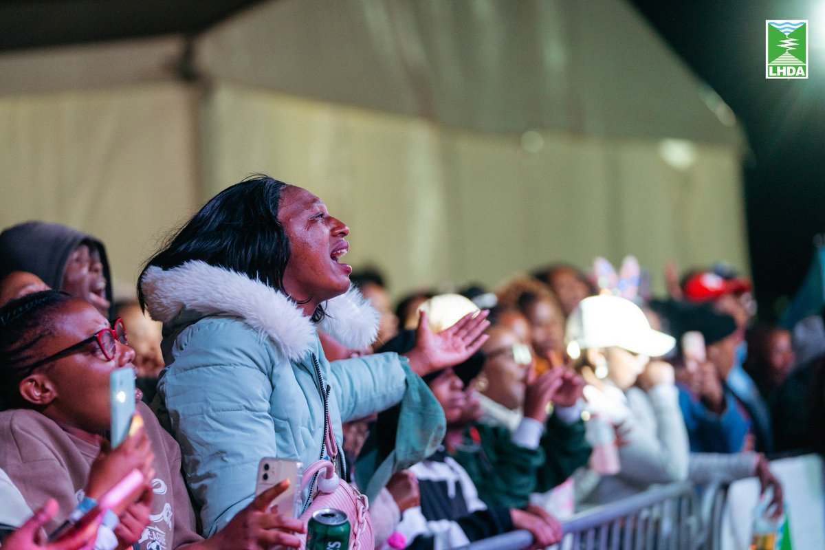 Mpho Brown tweet media