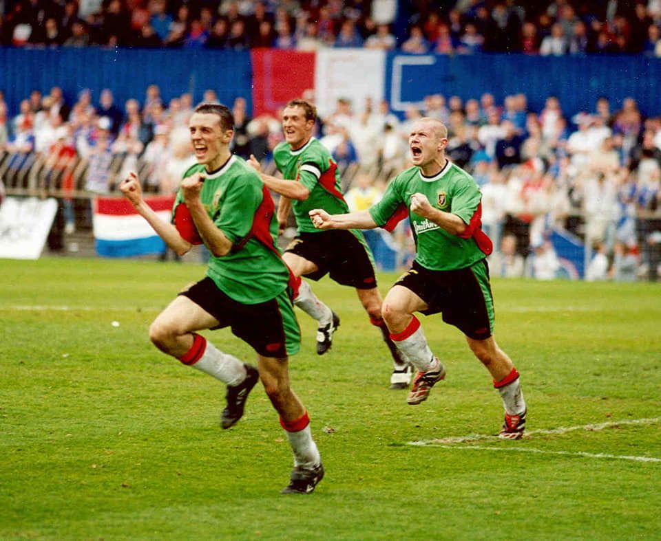 Glentoran FC tweet media