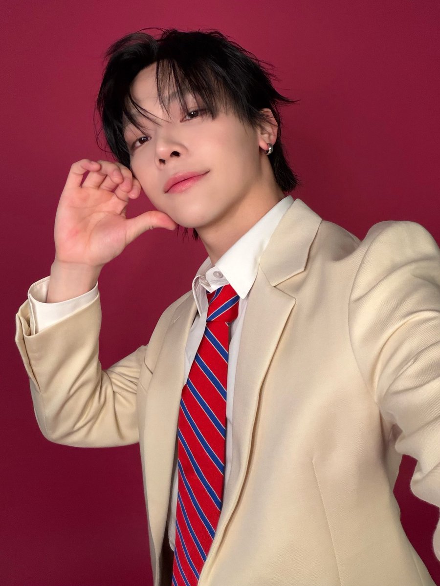 잎이.. tweet media