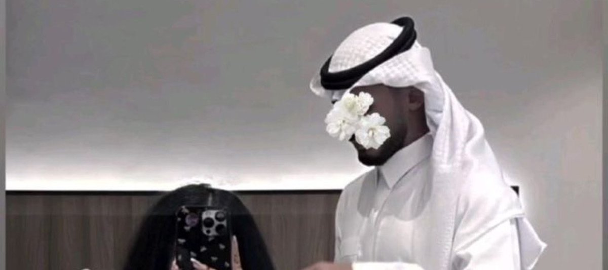 a_zz137's tweet photo. خلقت النساء للدلال وخلق الرجال لتحمل هذا الدلال