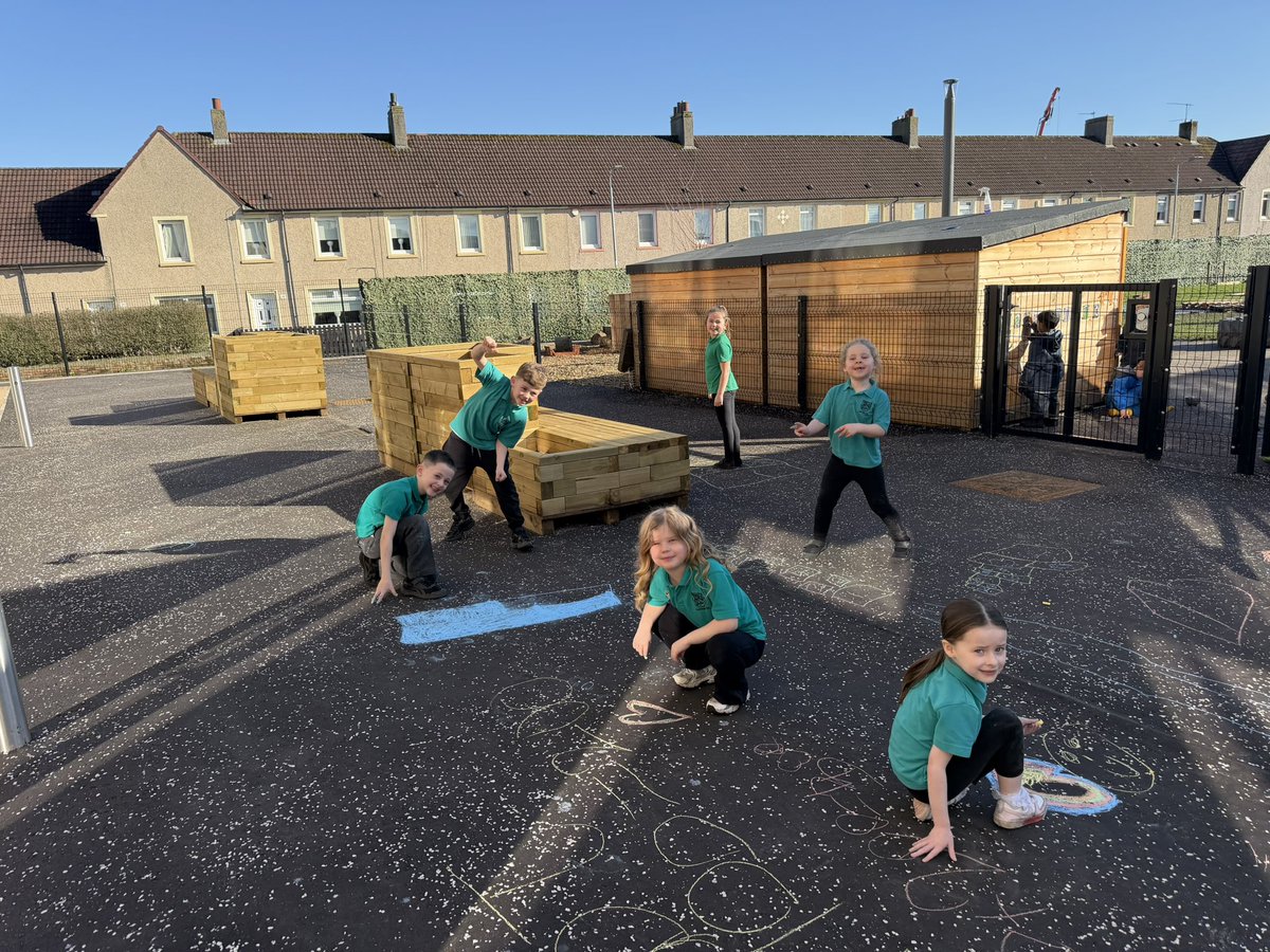 Miss Scott & Room 3 tweet media