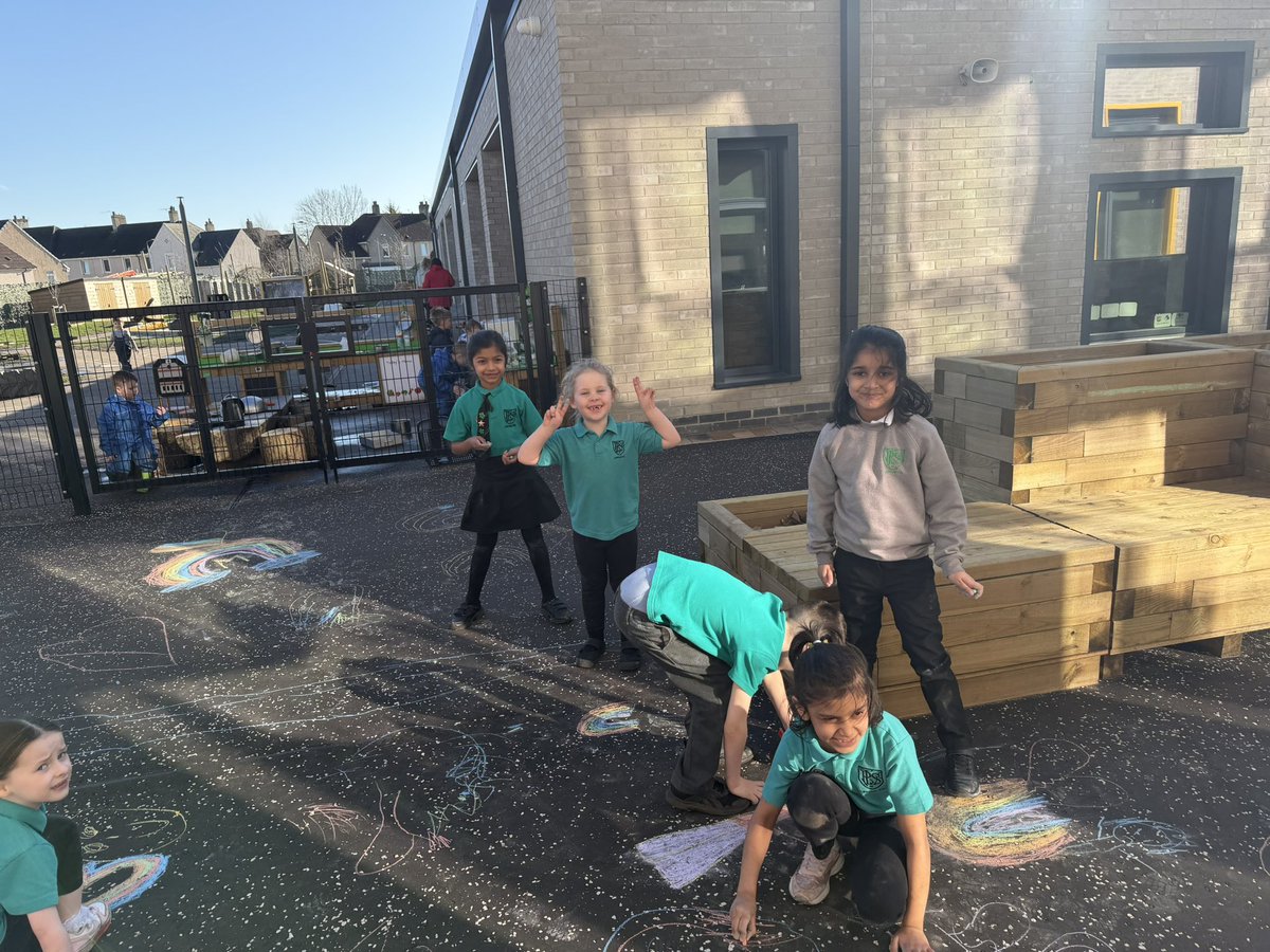 Miss Scott & Room 3 tweet media