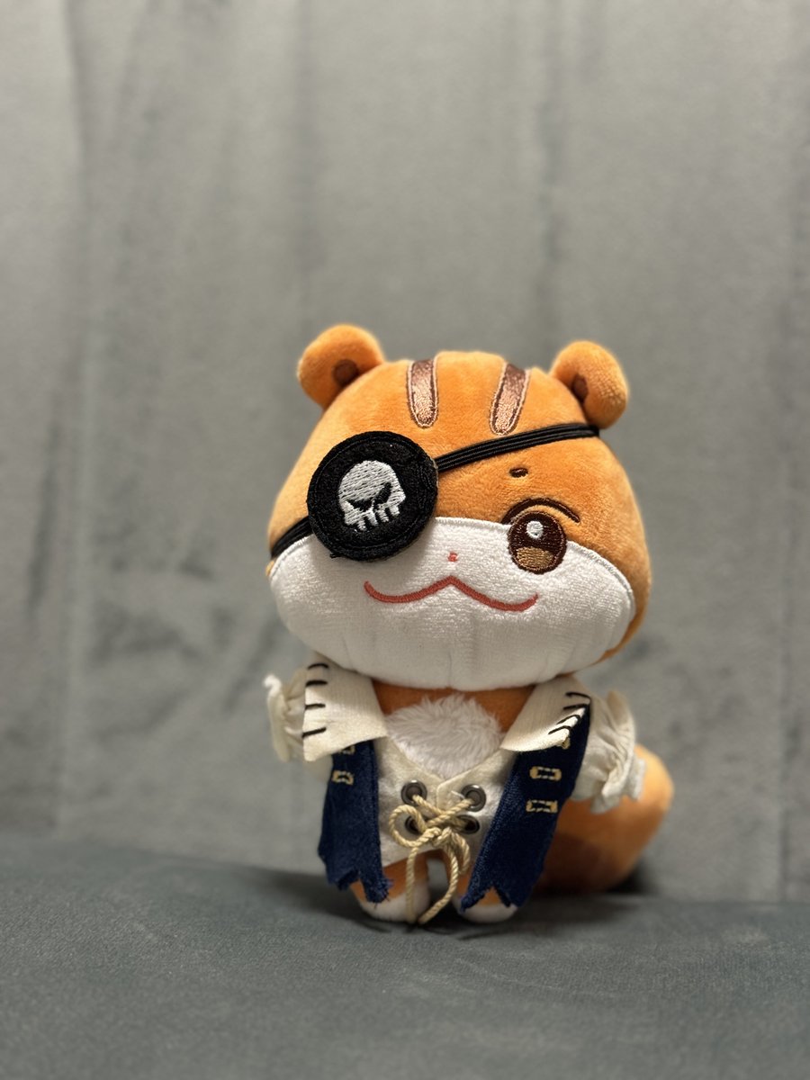 かわいぃ〜‼️😭🏴‍☠️⚓️☠⚔💣💰
帽子大きいね…‼️‼️‼️‼️