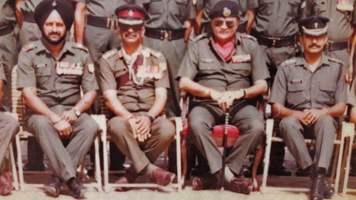 rdsc1964's tweet photo. With the Greatest Generals:

Lieutenant General Hanut Singh Rathore, PVSM, MVC

Lieutenant General Ajai Singh PVSM, AVSM https://t.co/NdRNZMCA6c