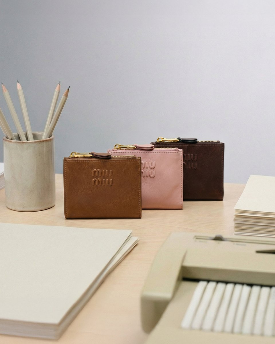 すっきりとしたラインと柔らかなトーン。 新生活に向けたフレッシュな