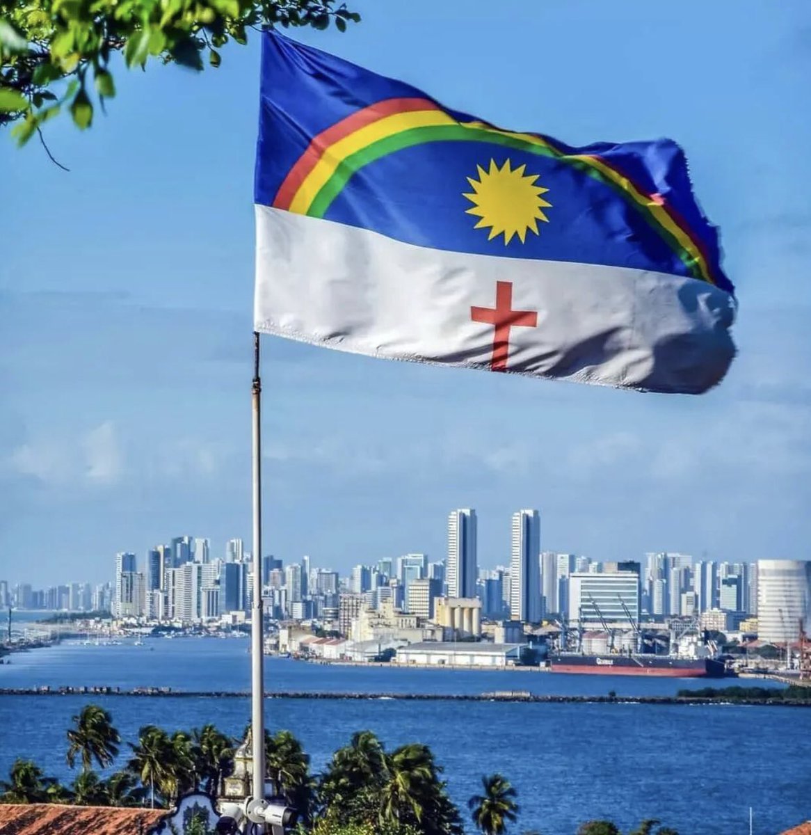 diegoporumtempo's tweet photo. 06 de Março - Data Magna de Pernambuco

Marca o início da Revolução Pernambucana de 1817. O movimento transformou Pernambuco em um país por 75 dias.

PERNAMBUCO MEU PAÍS! 💙❤️🤍💛💚 https://t.co/ErWNSDCjCO