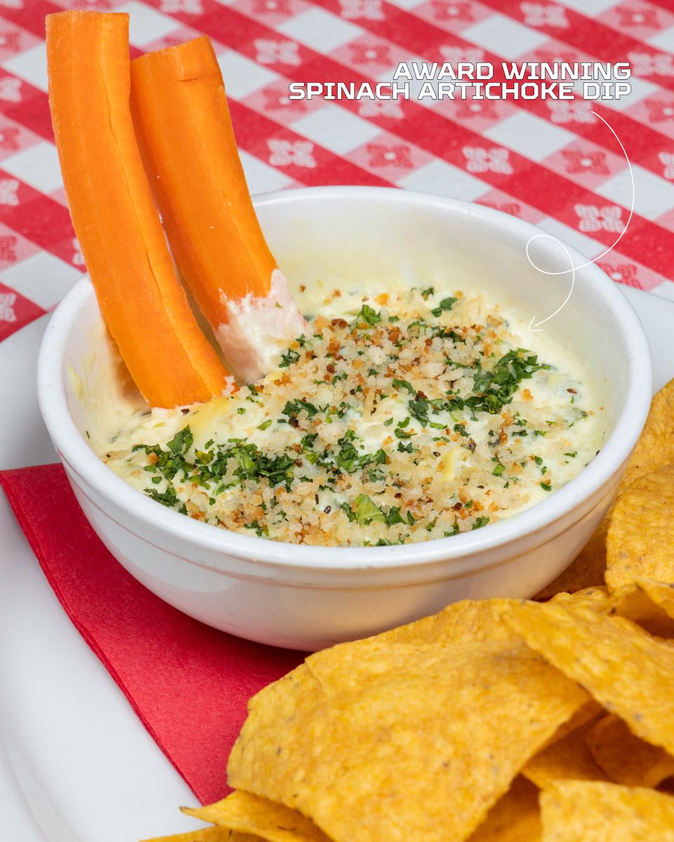 Gino's East tweet media