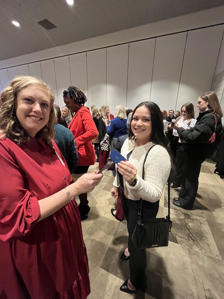 Leigh Anne Taylor Knight tweet media