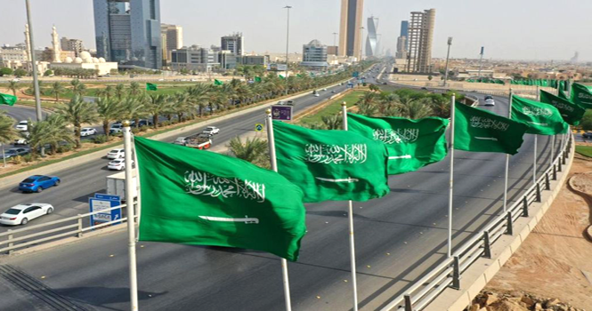 Argaam's tweet photo. المتحدث الرسمي لوزارة الدفاع: اعتراض وتدمير صاروخ من نوع كروز شرق محافظة الخرج

https://t.co/oPZskeWp6O

#وزارة_الدفاع #الخرج https://t.co/WFCeoVbz0p