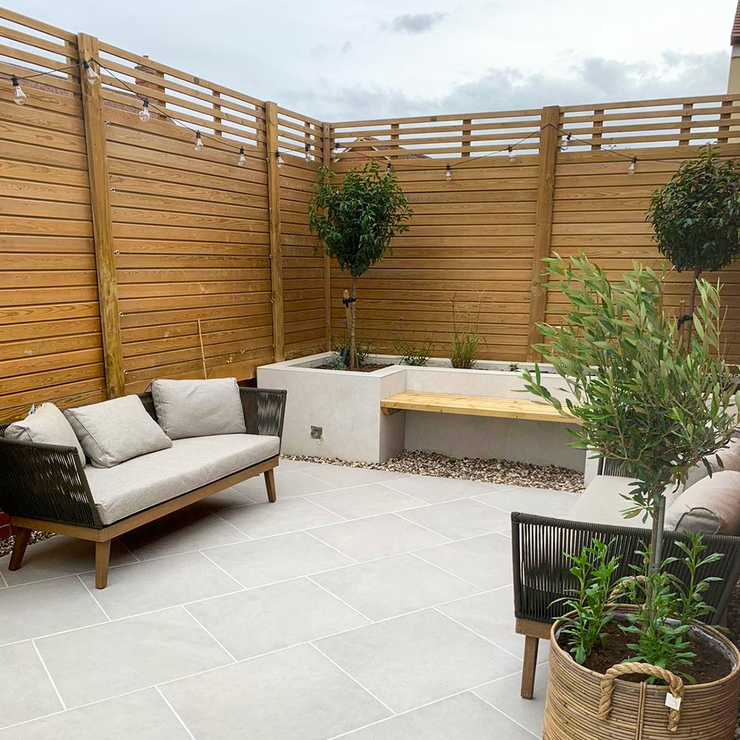 Jacksons Fencing tweet media