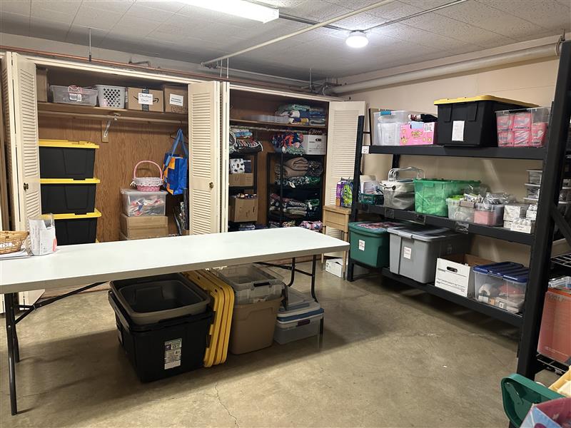 WRSpokane's tweet photo. Last weekend @LifeCenter church Winter serve day, 15 volunteers came to help inventory and organize the Friendship Center storage room, helping prepare for the upcoming baby shower, and support the short staffed Community Ambassador team. https://t.co/NKRf0CTnGI