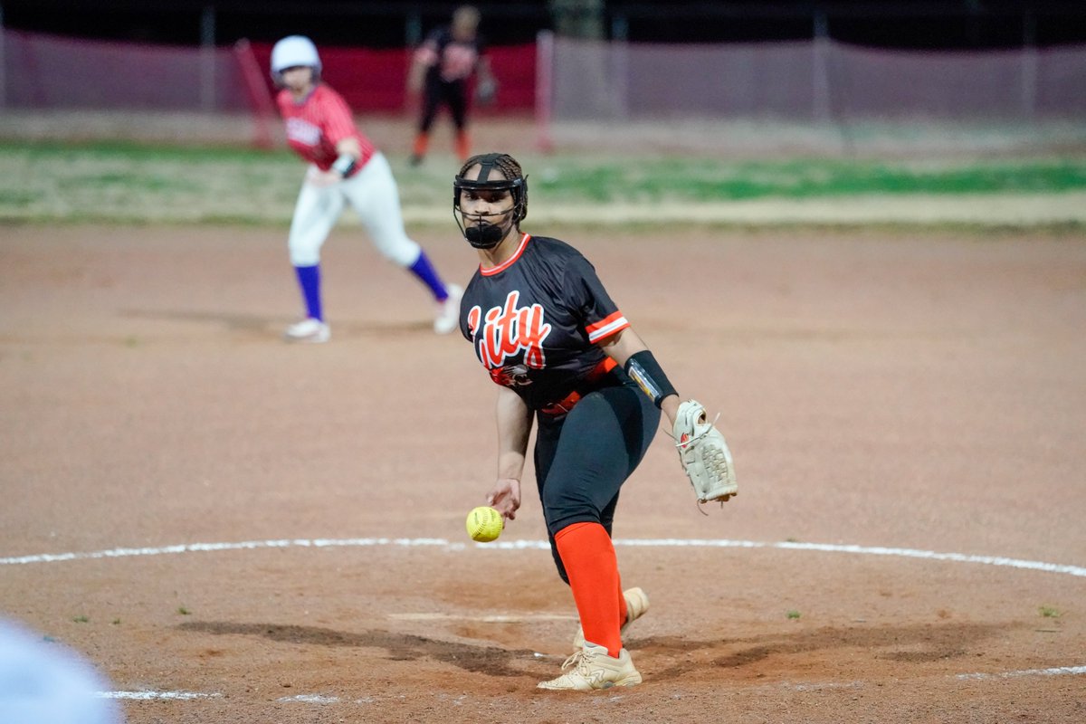 FHS Tigers tweet media