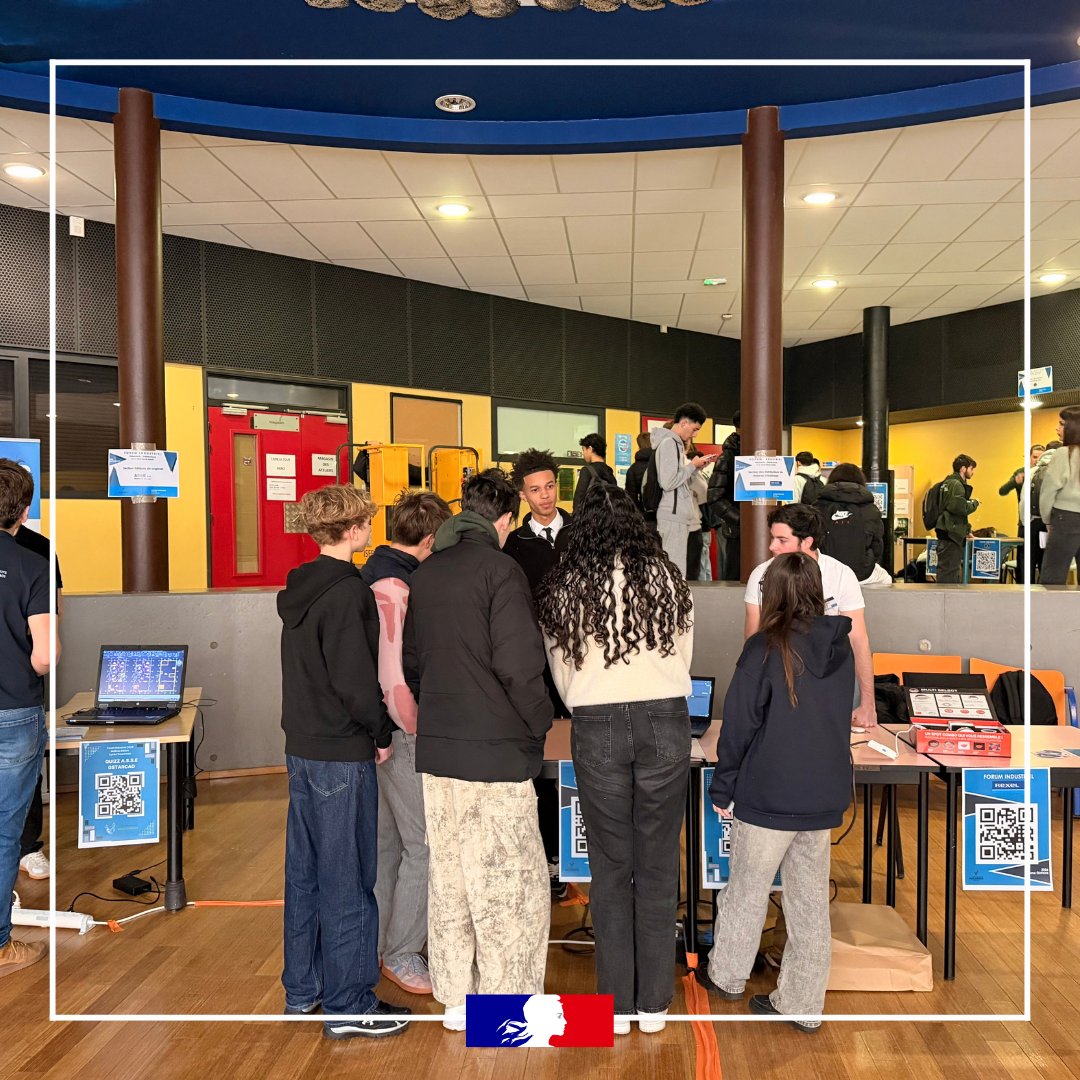 acgrenoble's tweet image. 📌Au lycée Vaucanson à Grenoble, plus de 400 élèves et étudiants ont participé à la 6ᵉ édition du Forum #industriel des BTS.
Rencontres avec des #professionnels, démonstrations et conférences pour découvrir les métiers et les #innovations de l’industrie. ⚙️🧑‍🏭