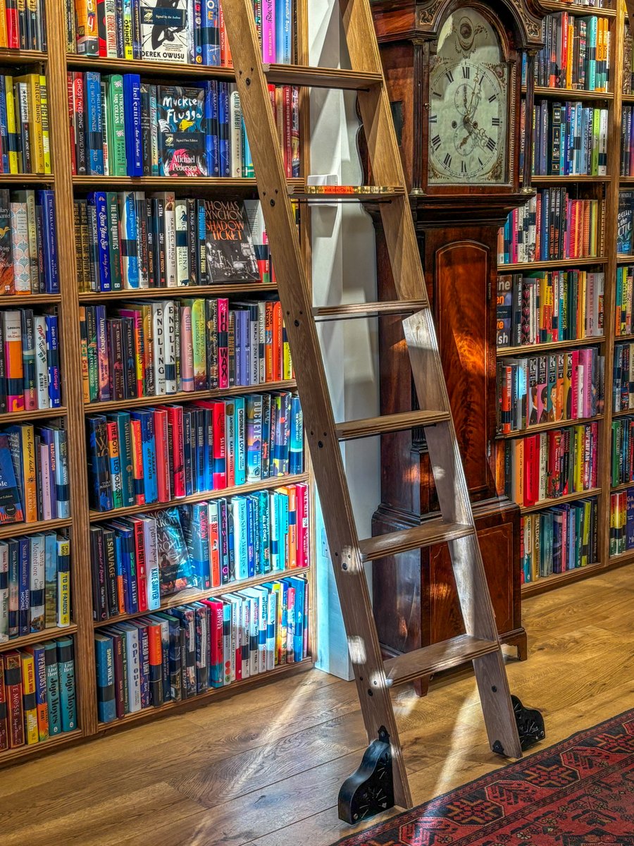 Topping & Company Booksellers of St Andrews tweet media