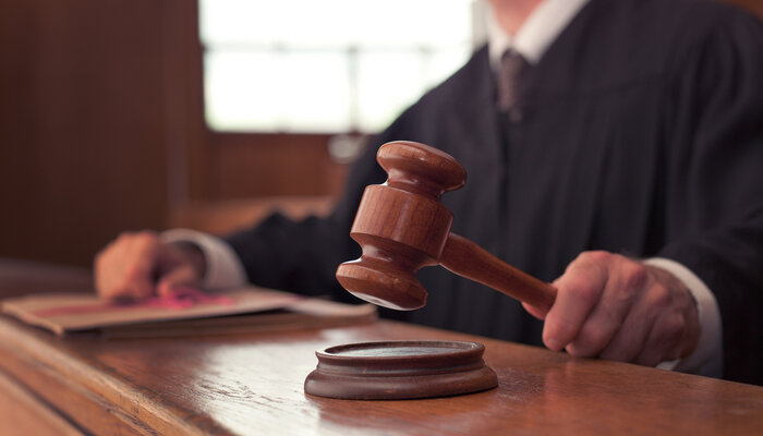 BREAKING: Trump dealt a humiliating blow as a judge orders him to pay back BILLIONS in tariffs!

Judge Richard Eaton of the U.S. Court of International Trade in Manhattan just handed a massive win against Trump's trade war grift by ordering Customs and Border Protection to begin