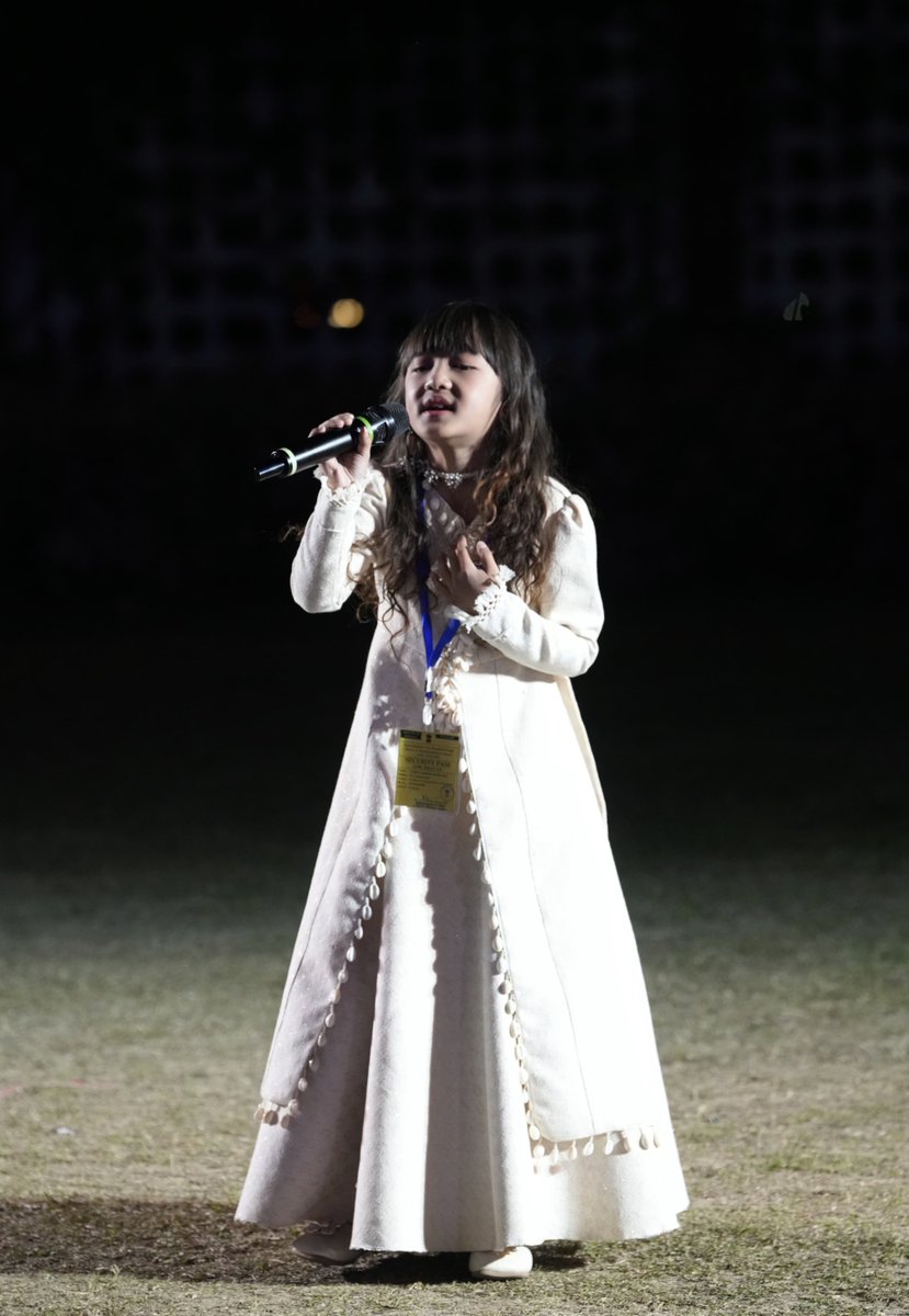 VPIndia's tweet photo. Vice President Shri C. P. Radhakrishnan lauded Mizoram’s young prodigy and PM Rashtriya Bal Puraskar awardee, Esther Lalduhawmi, for her heartfelt and captivating rendition of ‘Bharat Ki Beti’, which evoked a strong sense of patriotism among all present at the cultural evening organized at Lok Bhavan, Aizawl today.