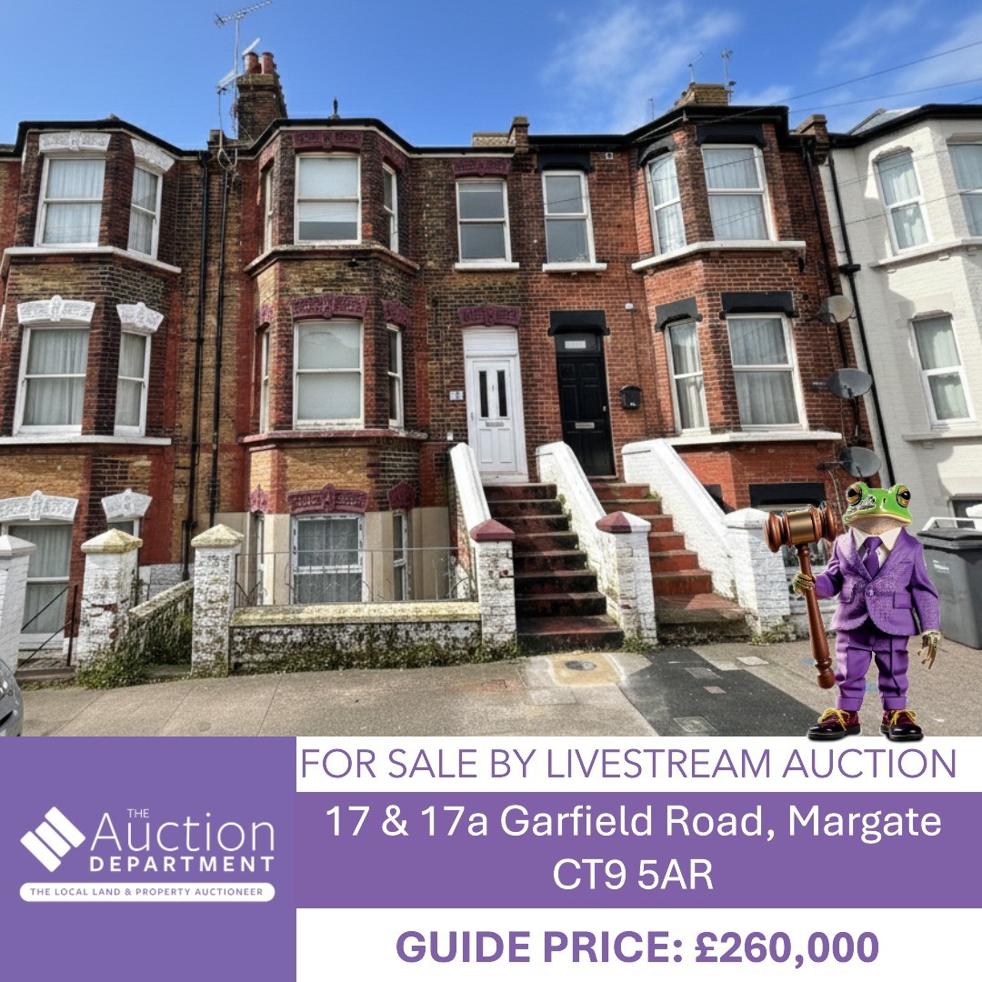 TheAuctionDept's tweet photo. A VACANT FREEHOLD PROPERTY ARRANGED AS TWO FLATS WITH A GUIDE PRICE OF JUST £260,000. CLICK THE LINK BELOW FOR DETAILS
https://t.co/0FZPItQCuL https://t.co/CNfNeZhNB5