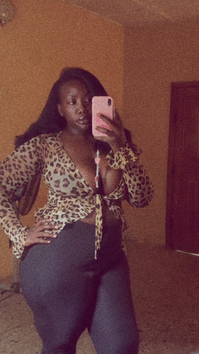 Kat 🎀 tweet media