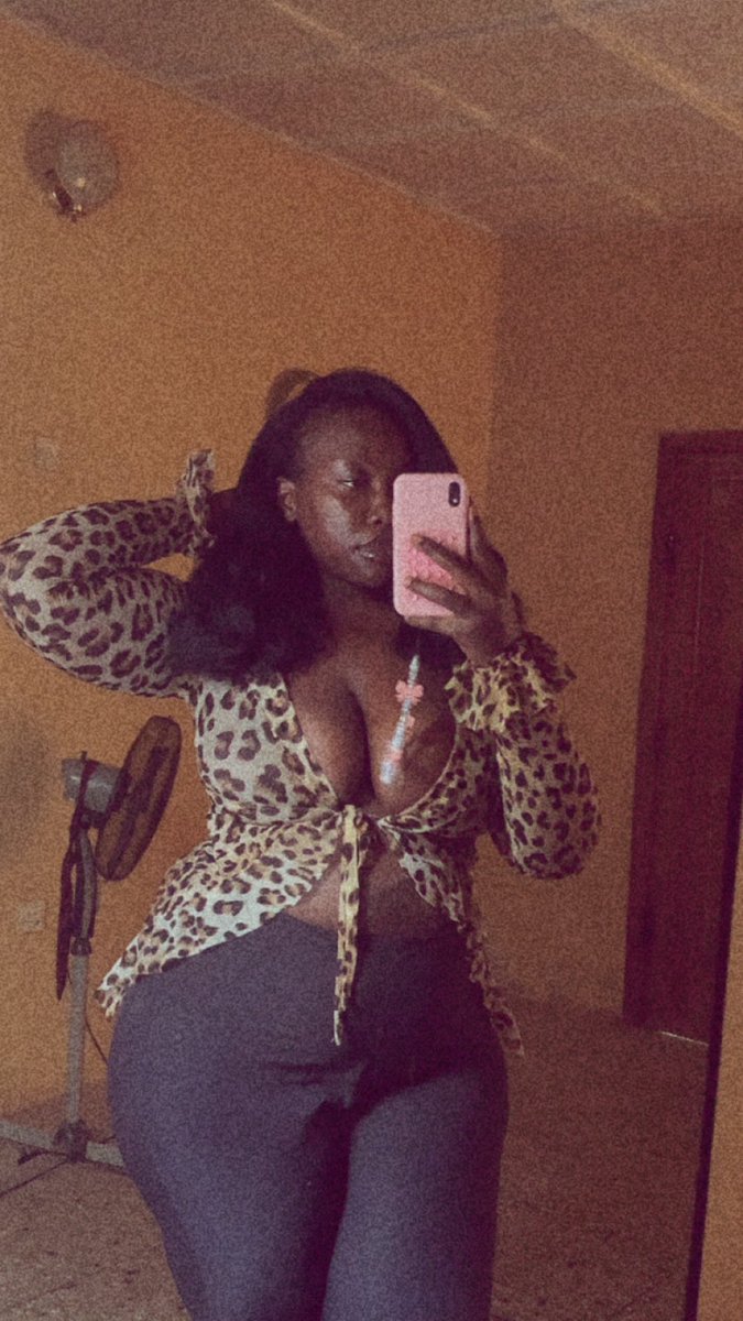 Kat 🎀 tweet media