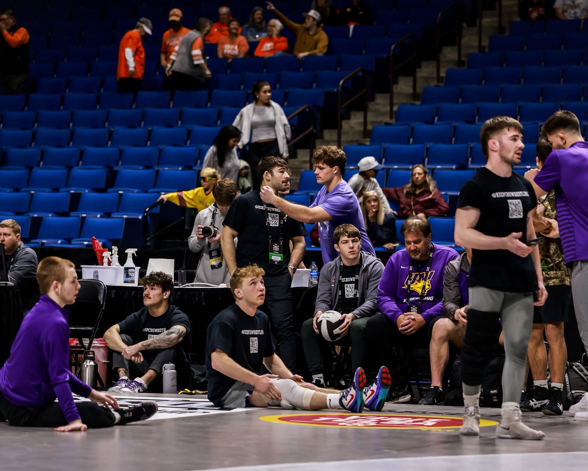 NCAAWrestling's tweet photo. Ready to rock 🎸

#NCAAWrestling x 📸 @UNI_wrestling 
https://t.co/BuZiF8WX7w