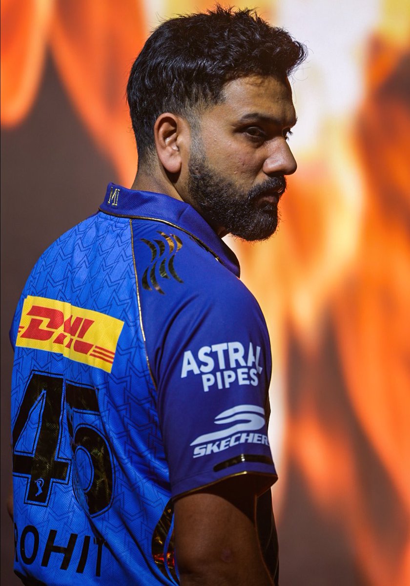 mufaddal_vohra's tweet photo. Rohit Sharma in the new MI jersey. 🔥 https://t.co/5Clb50YslH