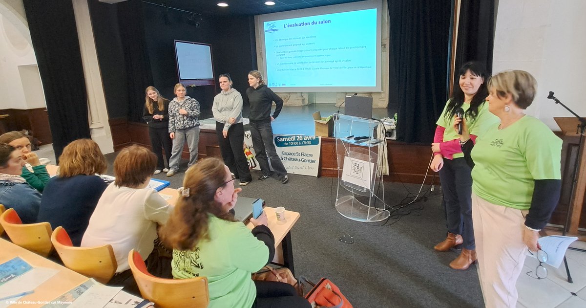 chateau_gontier's tweet photo. Le Salon du Bien Vieillir chez soi se prépare...
Les co-organisateurs @CH_HAUTANJOU, la Ville et le Pays de #ChateauGontier, la MSP de la Motte Vauvert se sont retrouvés avec les exposants au lycée R.-Schuman dont les Bac Pro SAPAT sont partie prenante
📆Jeudi 2 avril 
GRATUIT https://t.co/dpIZsFX6ha