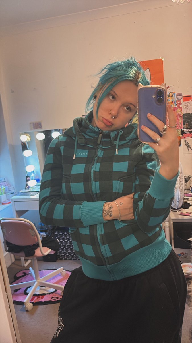 𝚙𝚛𝚒𝚗𝚌𝚎𝚜𝚜 𝚌𝚡 ⋆.𐙚 ̊ ᶠᴵᴺᴰᴼᴹ tweet media