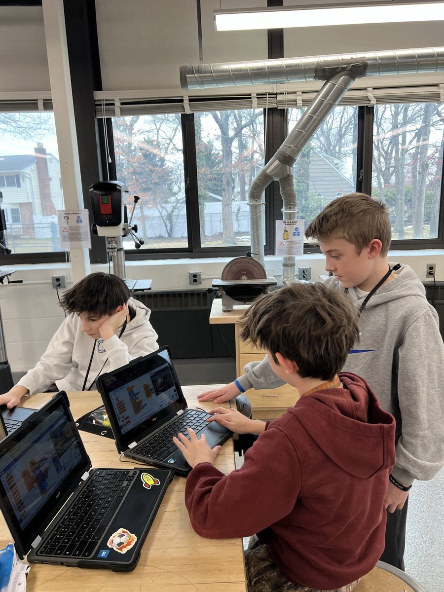 Ashley Pope tweet media