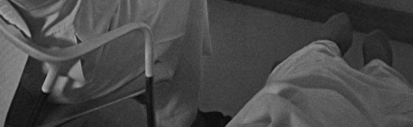 7saah9's tweet photo. أغلى صوره في حياته