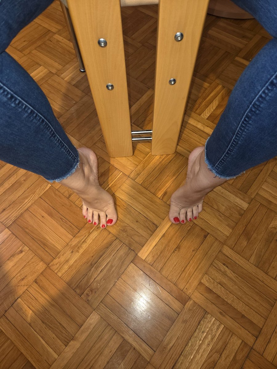 annafeet003's tweet photo. @quinnyspiggies Thx dear❣️ https://t.co/k9YC8zzccB