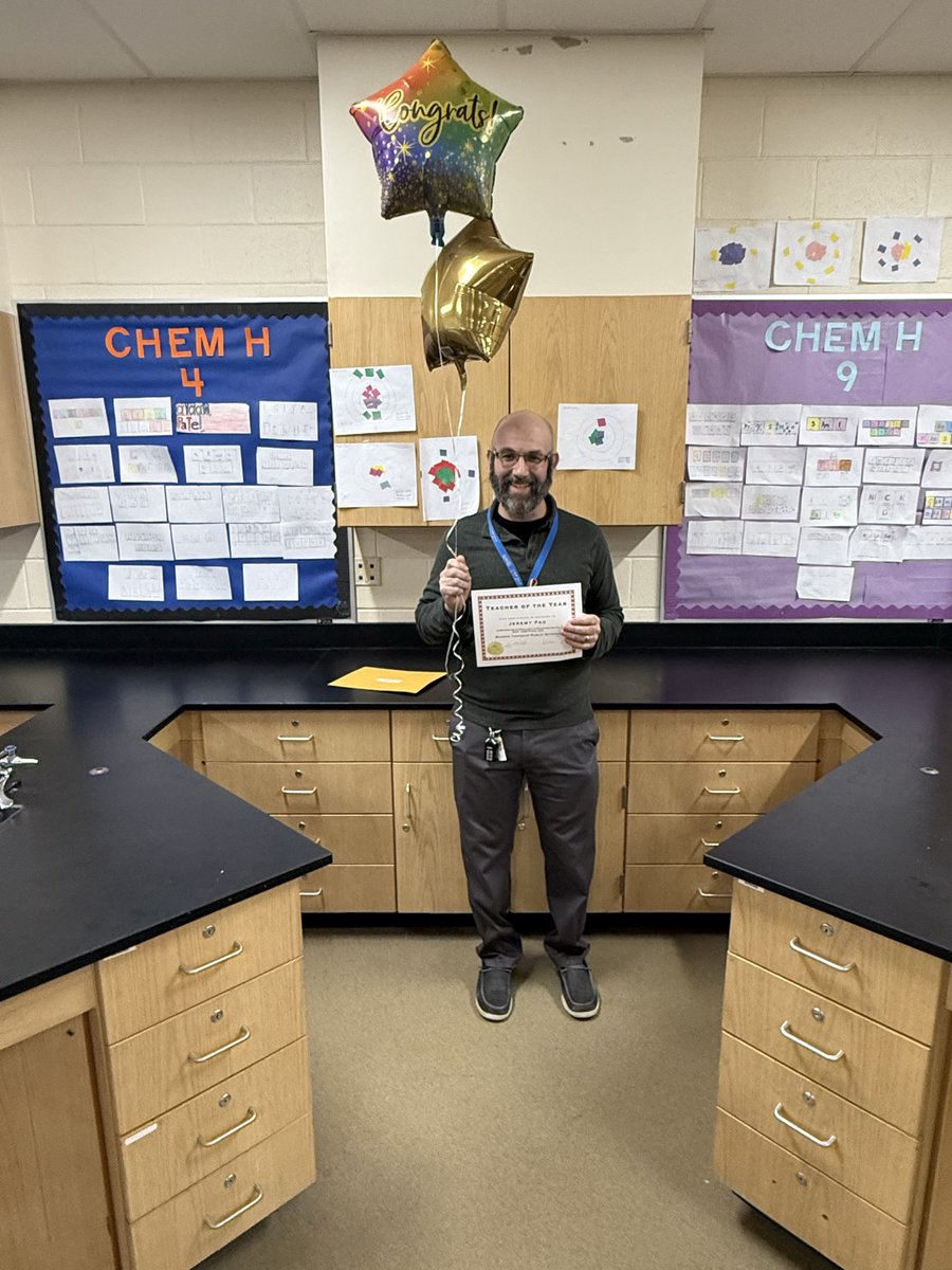WilliamstownHS's tweet photo. Congratulations to the WHS Teacher of the Year, Mr. Jeremy Fau! 🎉🎉 https://t.co/oBcIvEfufv