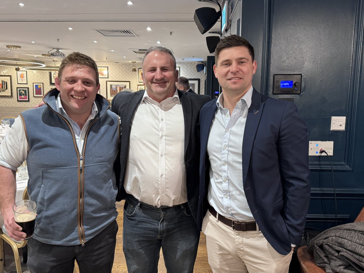 Under The Posts tweet media