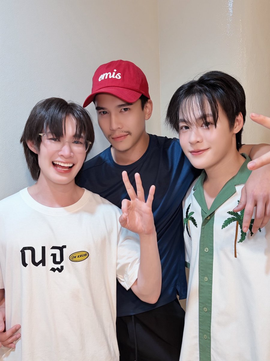 ที่สามของเธอ | Your Third Series tweet media