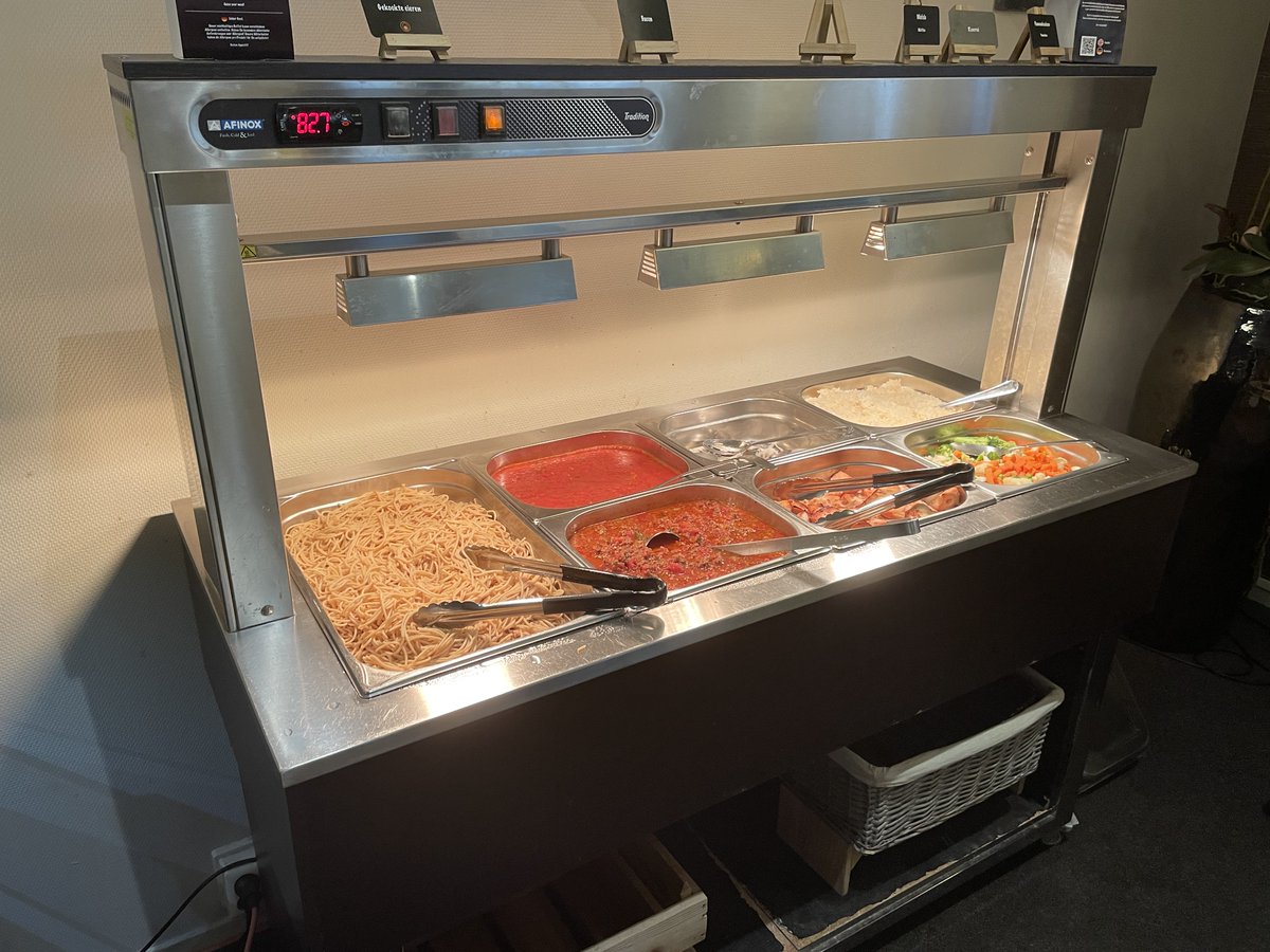 FletcherFootbal's tweet image. Vanmiddag is @mvvmaastricht te gast bij Fletcher Hotel Trivium in Etten-Leur. Het team zal hier een sportmaaltijd nuttigen en de wedstrijdbespreking houden.

Wij danken MVV voor hun komst en wensen ze veel succes vanavond ⚽

#DORMVV #MVV #KKD #KeukenKampioenDivisie #voetbal