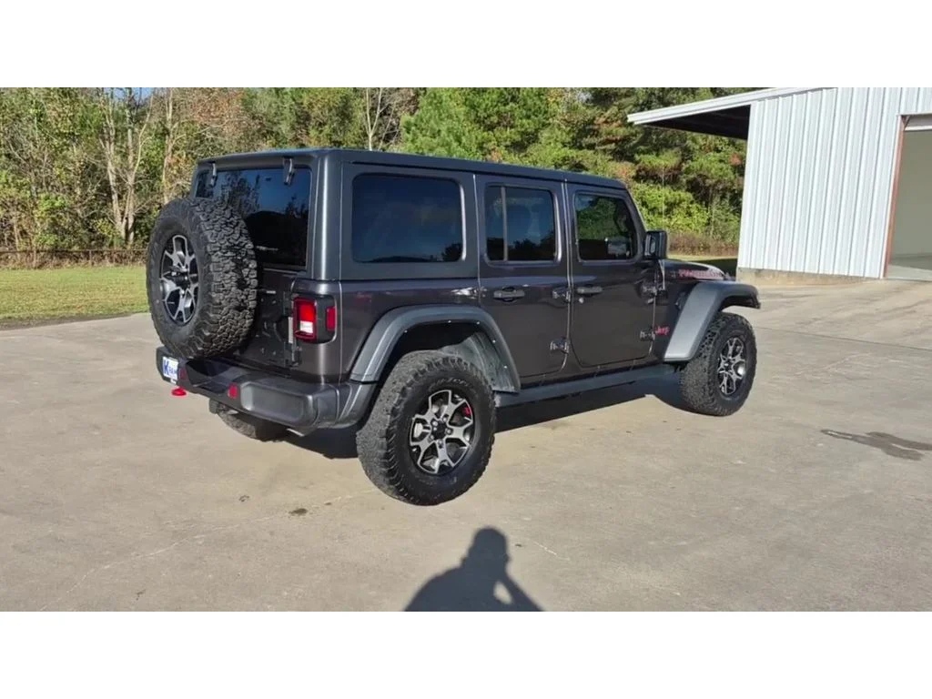 KramerAutoplex's tweet image. Get ready for fun and dependability all in one with this fantastic 2021 Jeep Wrangler Unlimited Rubicon! 🌄
&amp;gt; Stock #: P665651D
&amp;gt; Mileage: 51,296
🖥️ Get the details here &amp;gt; bit.ly/3NZAxIy *Subject to sale*
#LivingstonTX #PreOwnedCars #KramerCDJR #KramerAutoplex