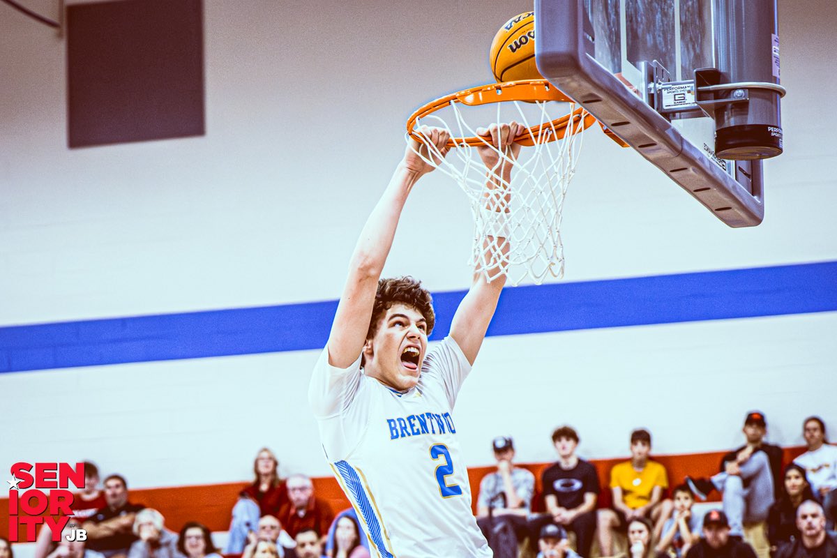 SENIORITY Photo/Iconic Nashville tweet media