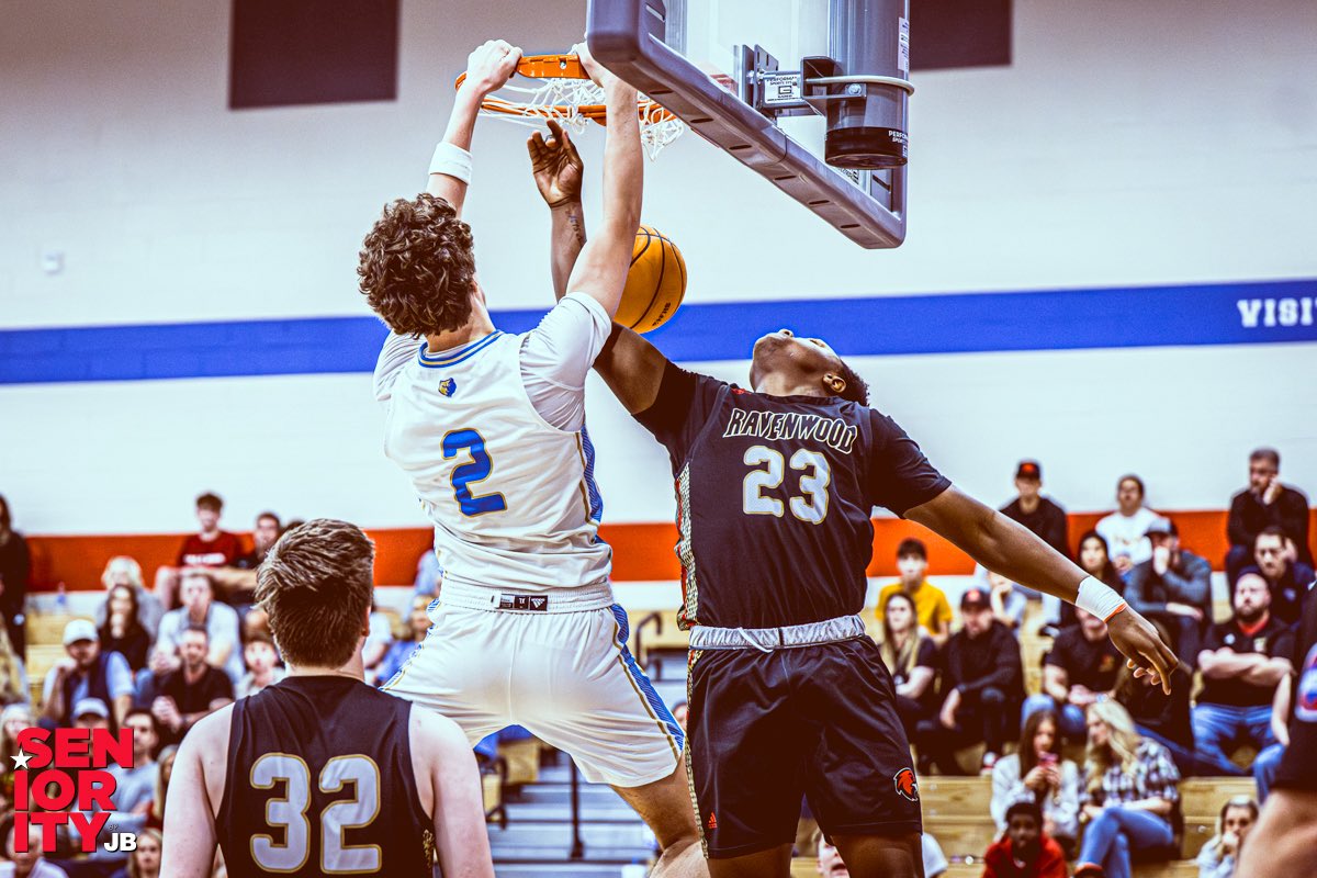 SENIORITY Photo/Iconic Nashville tweet media