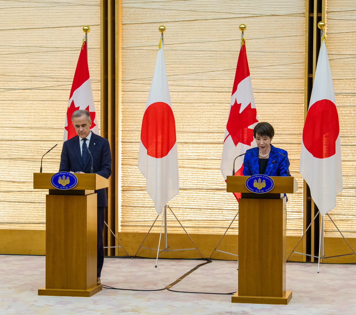 Today in Tokyo, Prime Minister Carney participated in a signing ceremony and delivered a joint statement with the Prime Minister of Japan, Sanae Takaichi. Watch it here: ow.ly/2HV750Yq93V