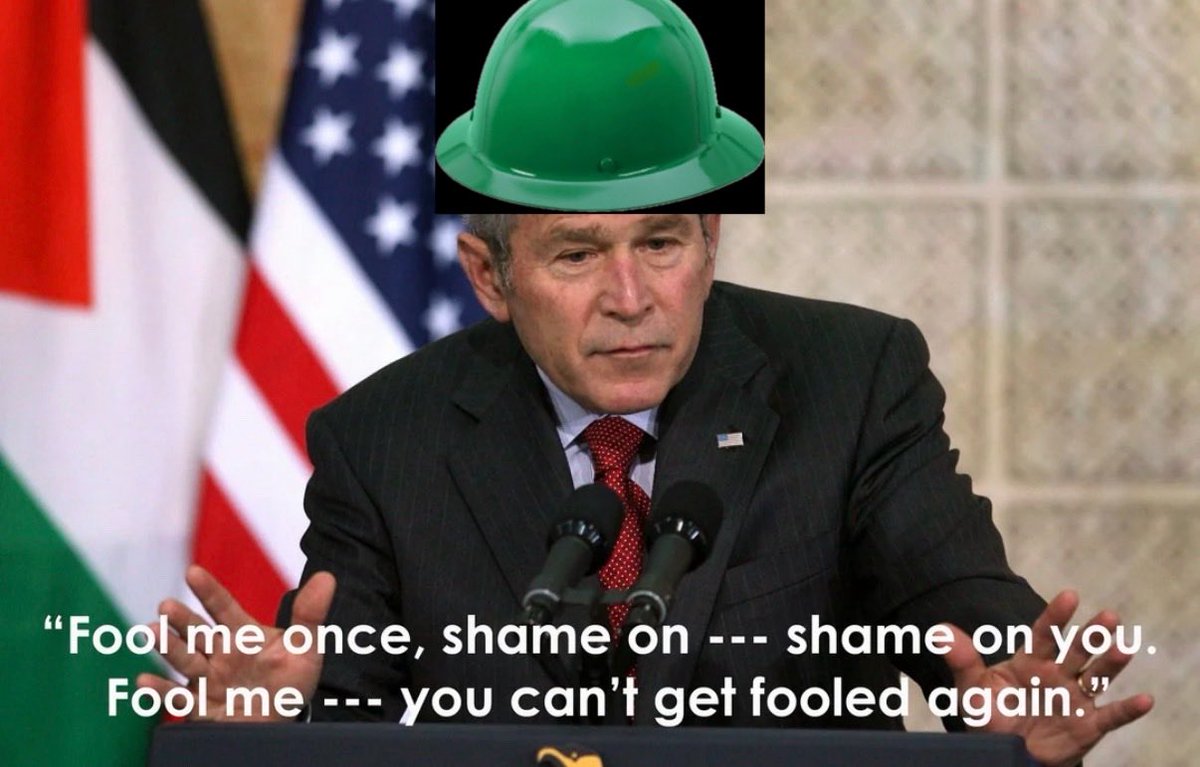 Petro Mundo tweet media