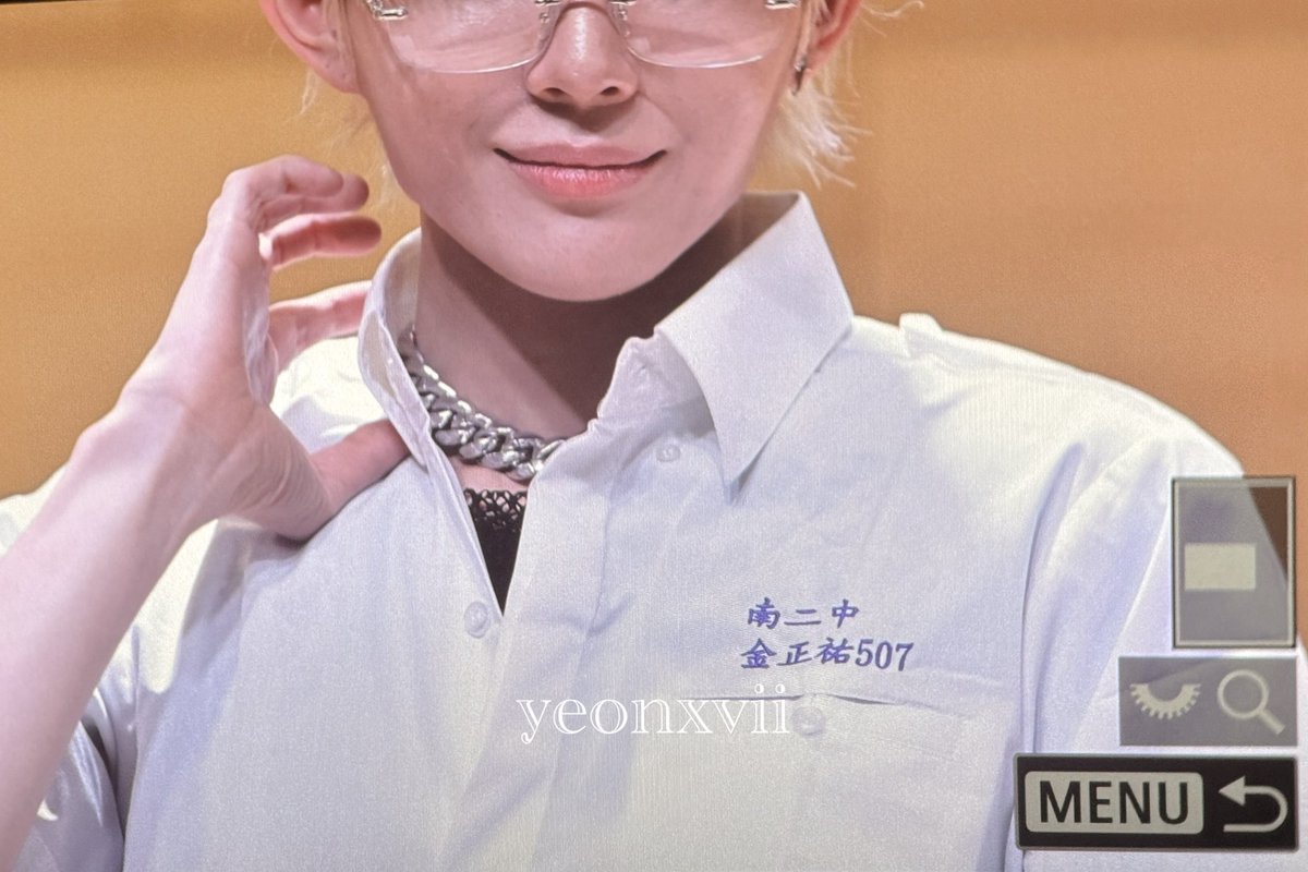 yeonxvii_'s tweet photo. 260306 JUMPUP 팬사인회

선배님…(⸝⸝o̴̶̷᷄ ·̭ o̴̶̷̥᷅⸝⸝)

#래빈 #LAVIN #사랑하고싶지않아 https://t.co/LnnrhR0zem