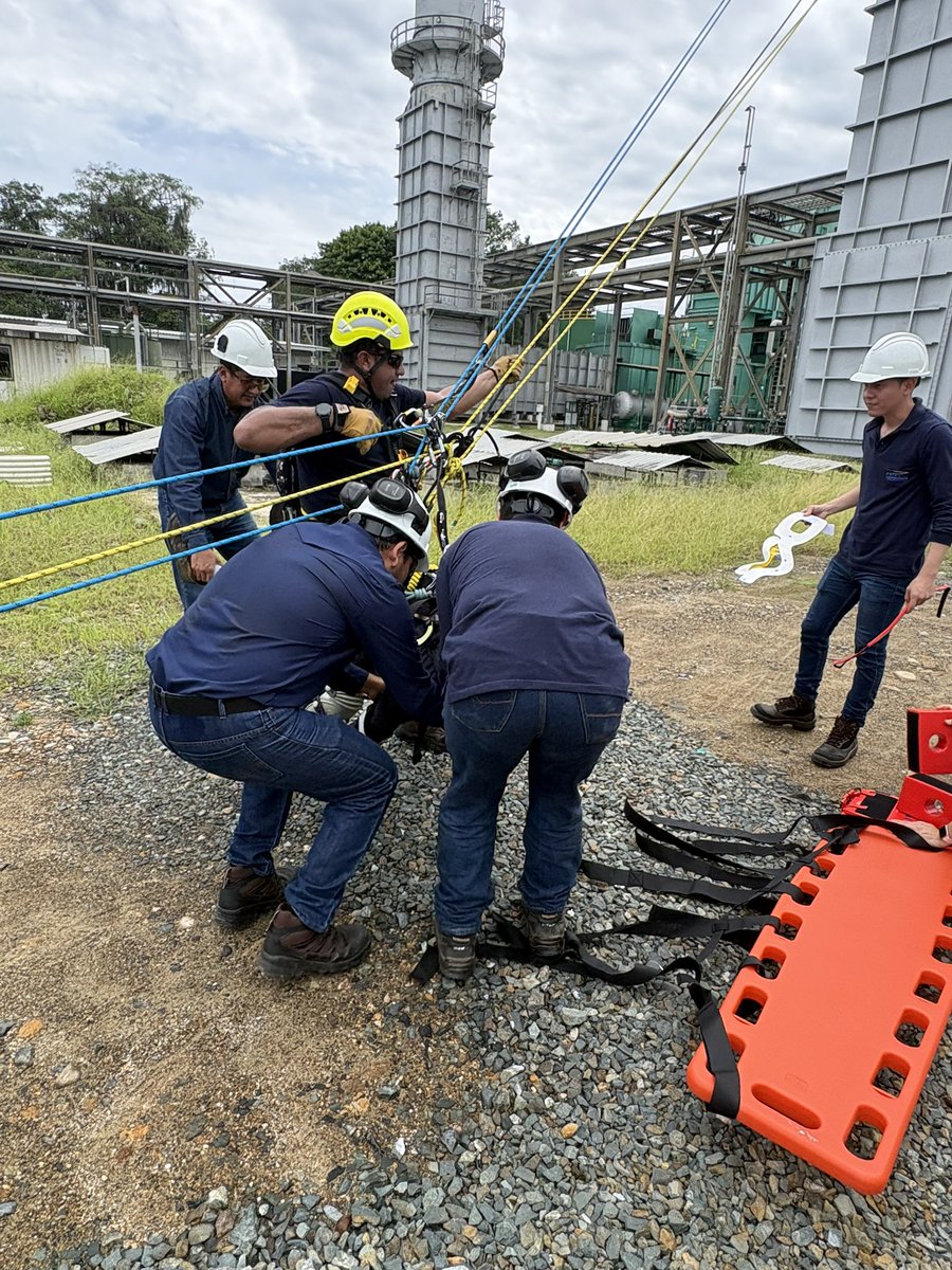 CELECTermogasMachala tweet media