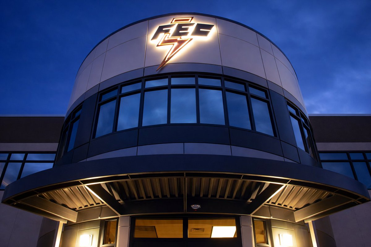 JackolaAE's tweet photo. Reliable power = stronger communities ⚡

Flathead Electric Cooperative is investing in modern facilities that improve efficiency, resilience, and long-term energy reliability across the Flathead Valley.

#FlatheadValley #Energy #Montana 

@FlatheadElec https://t.co/FvQluEKriu