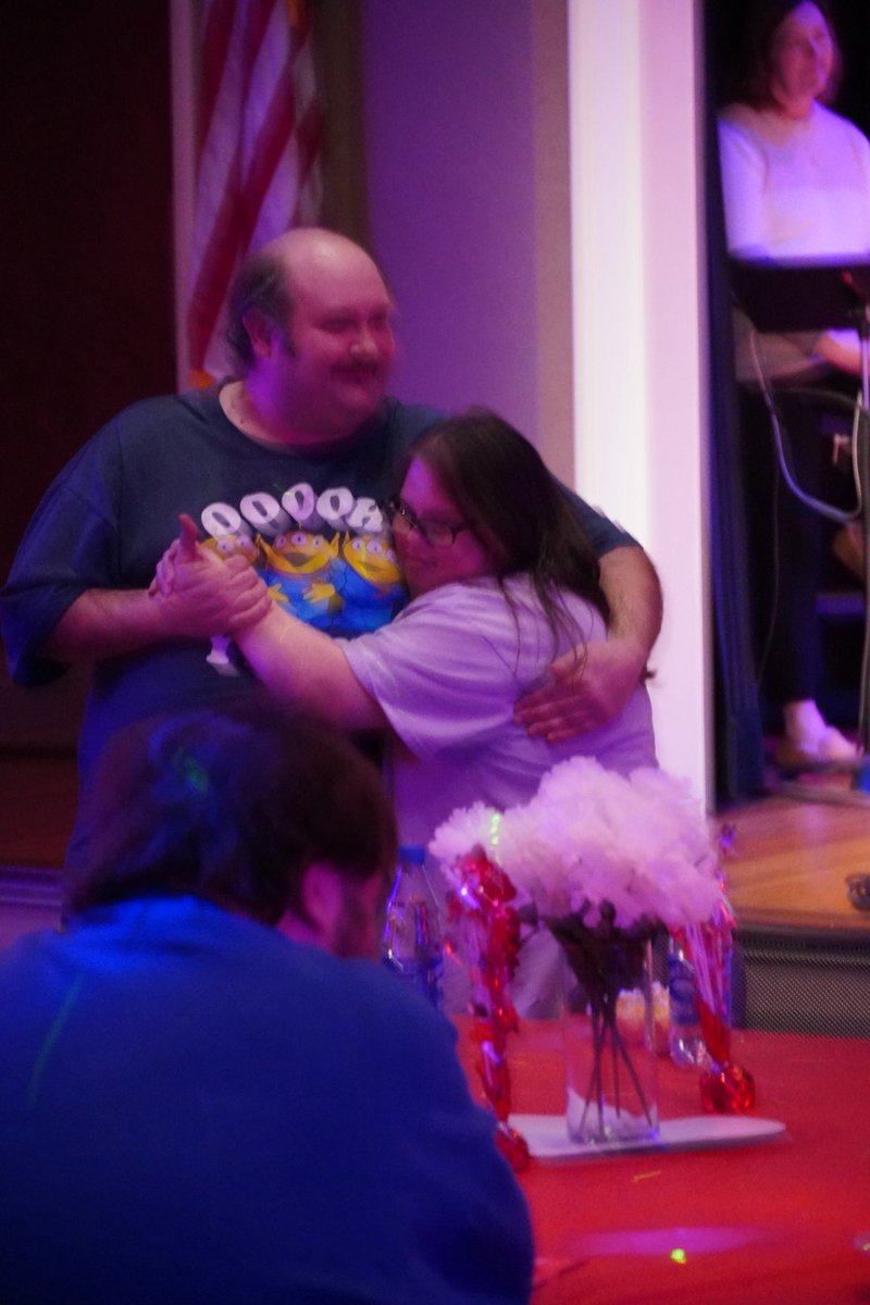 Laurel Library tweet media