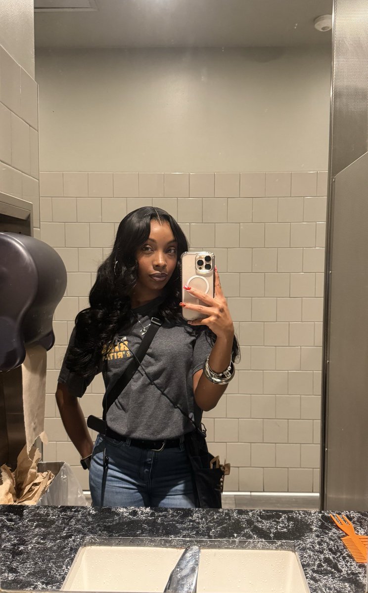 liyah 👩🏾❤️💋👩🏽 tweet media