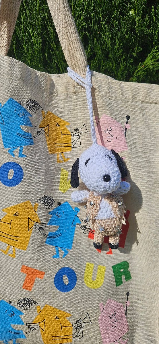 hola!!!! los hago yo y los vendo ☝️☺️☺️ y tengo tb d los outfits del lot!!! los tengo en mi vinted por si a alguien le interesa vinted.es/member/8317079…