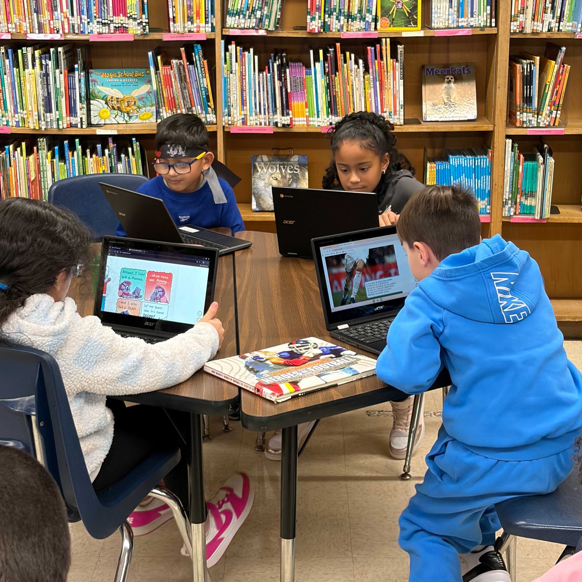 LUFSD_Libraries's tweet image. West Gates first graders are diving into the digital world of reading. These young learners are discovering a vast collection of ebooks and audiobooks through the Sora app. @LindenhurstUFSD #LUFSD