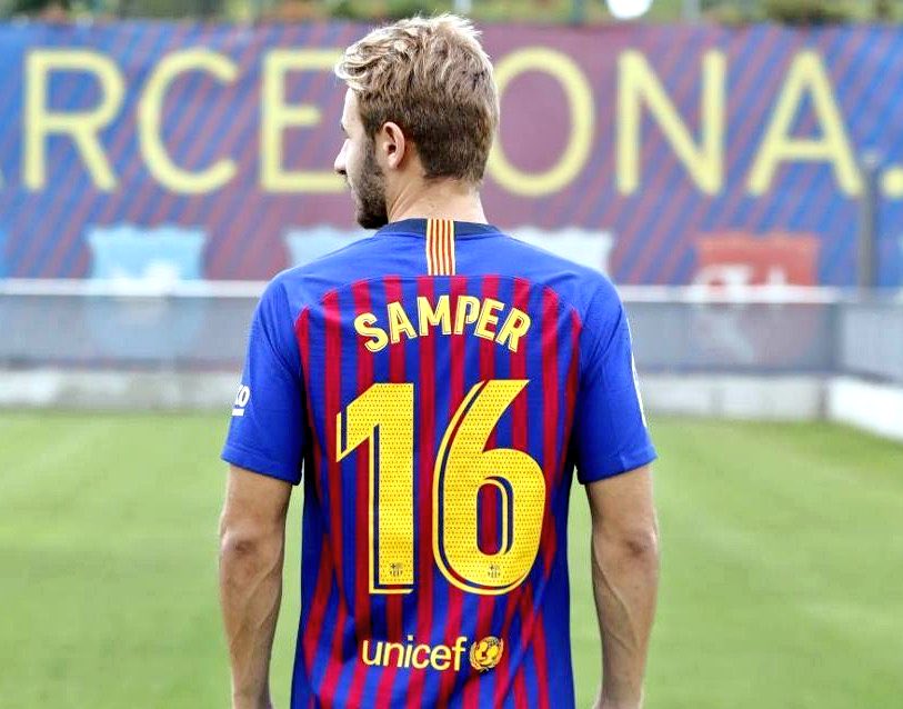 Papemoussa84931's tweet photo. Soit #Samper(sans peur) face à tes ennemis. Soit #poli, juste et droit pour être aimé de Dieu
#Ramadan2k26🇲🇷
#Day16✅
#BMD https://t.co/RrulFpIssW
