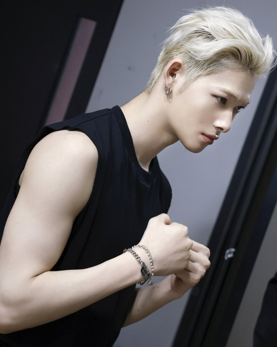 NX. Jungwon tweet media