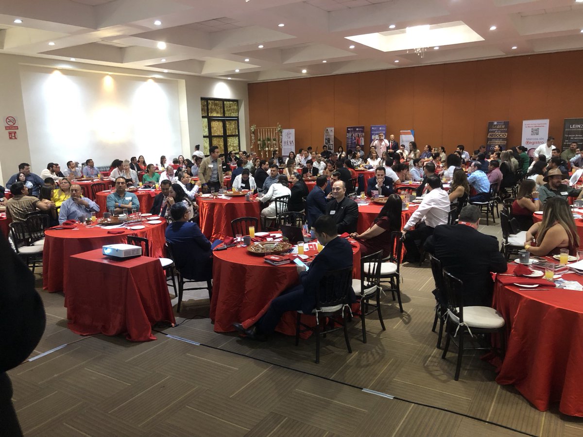 Reunión de networking en hotel #Tabascoinn en Villahermosa