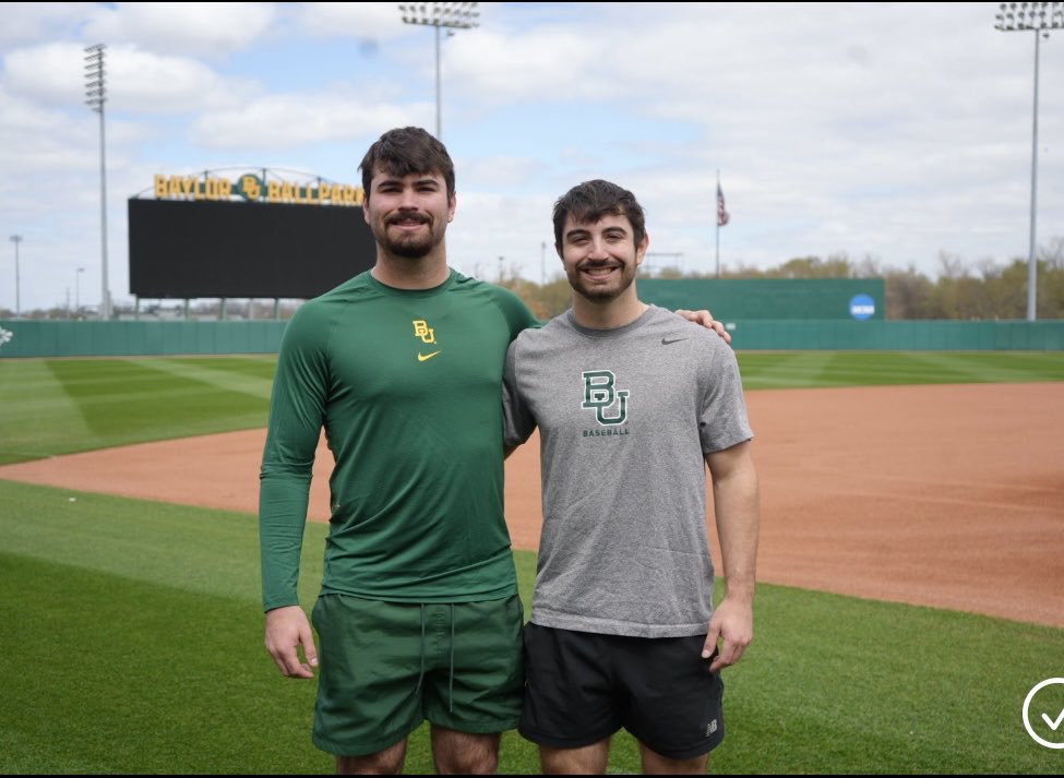 The Baylor Lariat tweet media